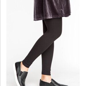 Agnes & Dora Large Black Leggings